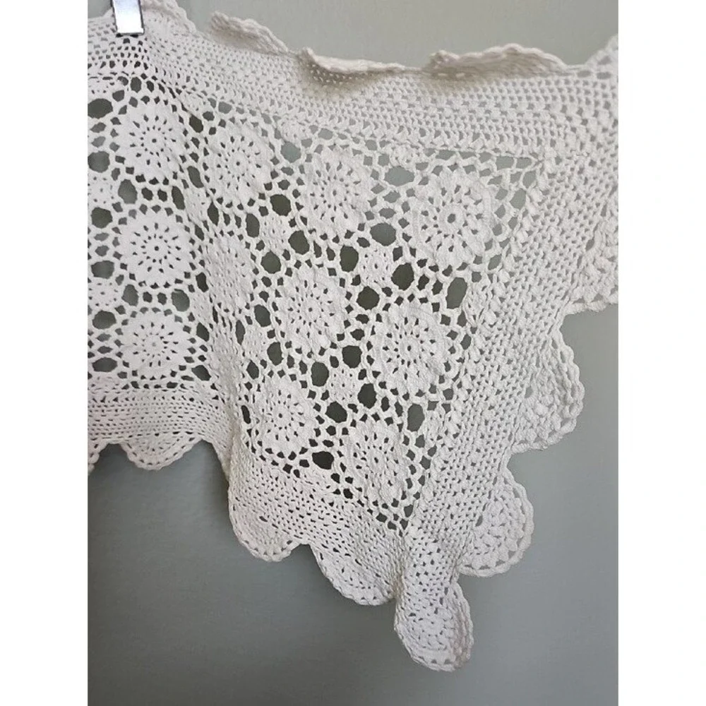White Crochet Lace Table Runner Handmade Floral Scalloped 13x34 Cottagecore Boho